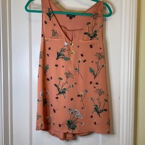 NEVER WORN!!! Express tank